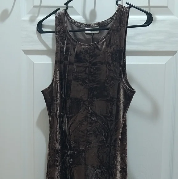NATURAL LIFE Crushed Velvet Maxi Dress - Picture 2 of 4